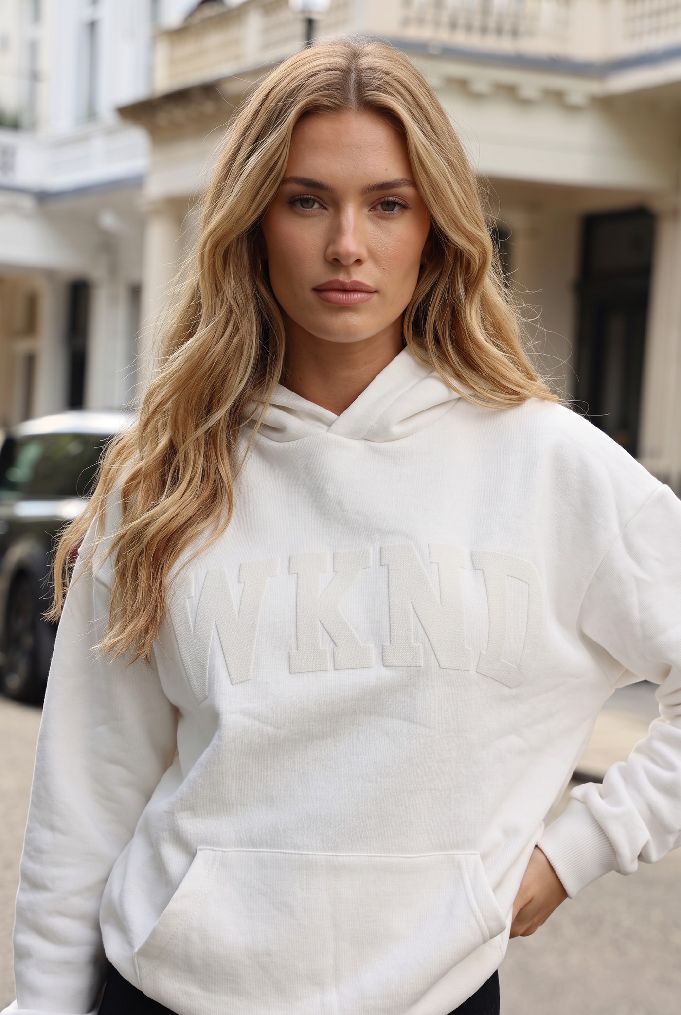 OVERSIZED HOODIE